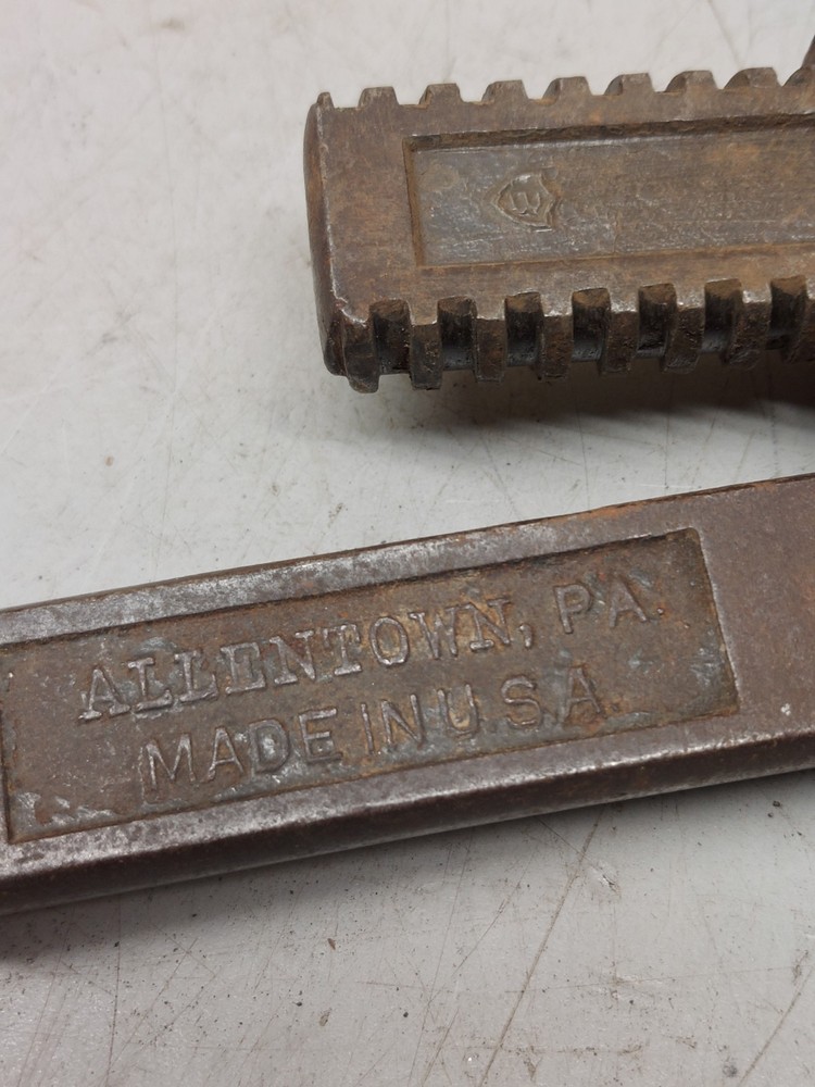 Vintage Stillson Walworth # 14 Adjustable Pipe Wrench