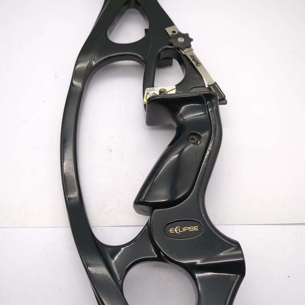 HOYT ECLIPSE Black Archery Handle Recurve Bow