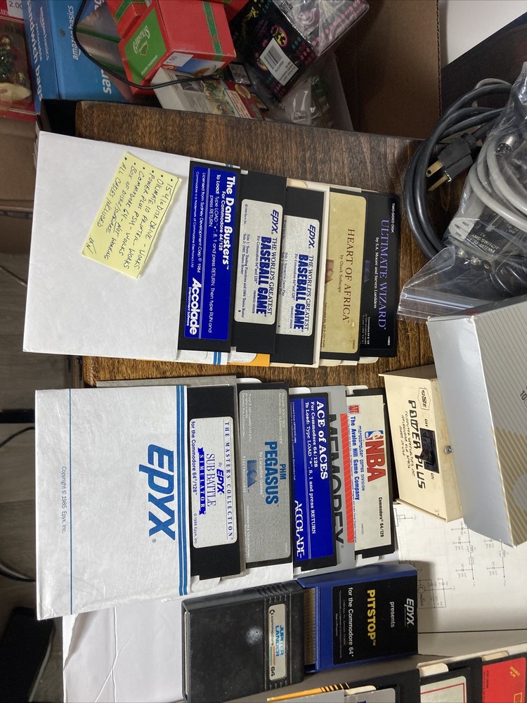 COMMODORE 64 COMPUTER PRINTER GAMES DISK DRIVE MANUALS CORDS SOFTWARE LOT READ
