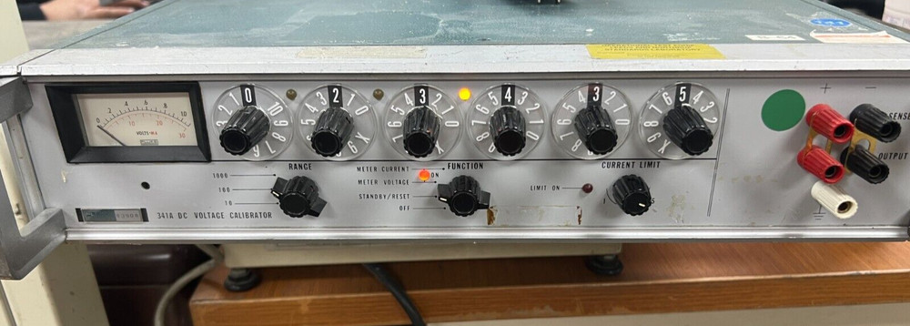 👀 FLUKE 341A DC VOLTAGE CALIBRATOR.
