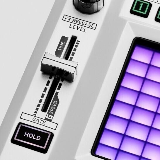 KORG KAOSS PAD V Multi FX Sampler Vocal Guitar USB Interface