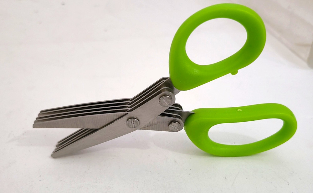 Stainless Steel Kitchen Scissors Vegetable & Herb Chopper Multifunction Cutter