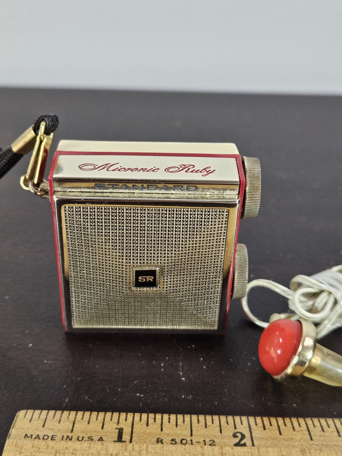 1962 Standard Micronic Ruby Micro Transistor Radio, Model SR-G430, 7 Transistors
