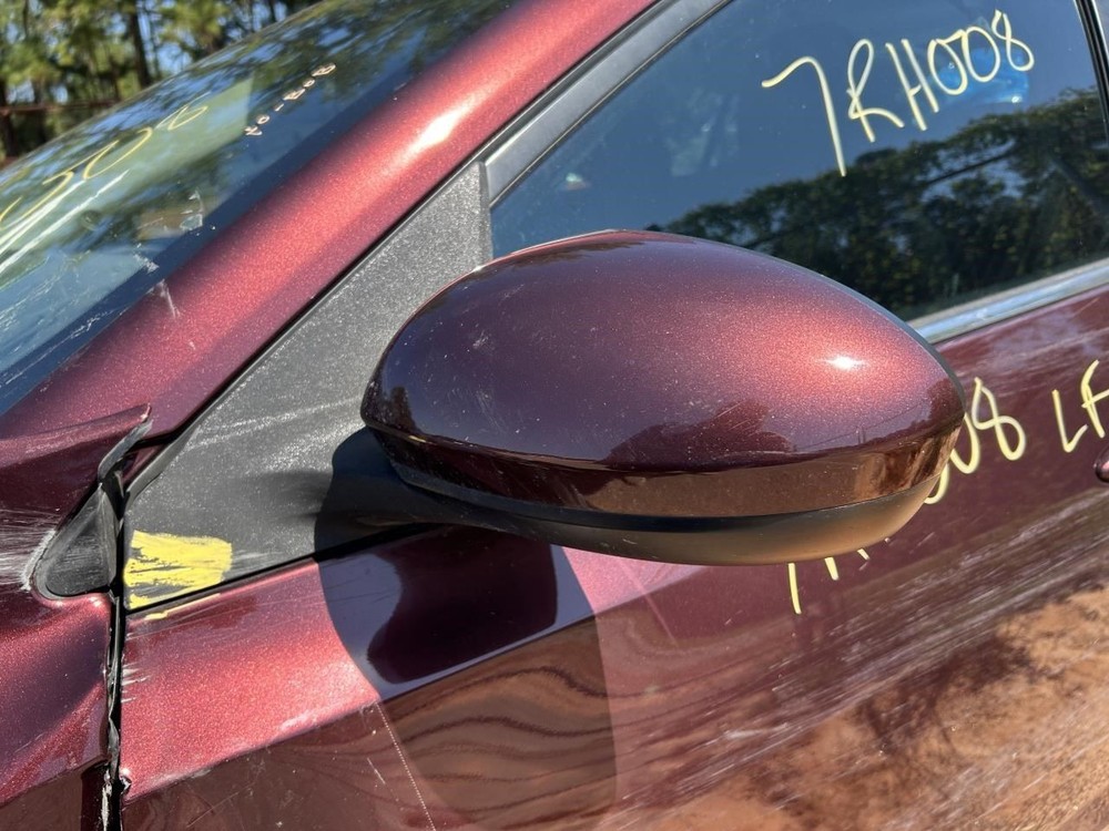 SENTRA 2022 Keys/Latches/Locks 104889989