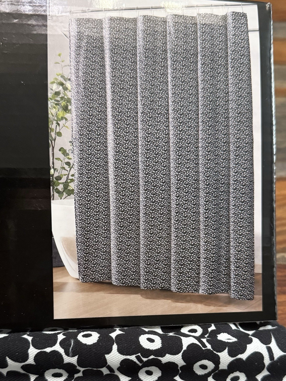 Marikmekko Shower Curtain Mini Pikkuinen Unikko Black White Floral Cotton 72X72