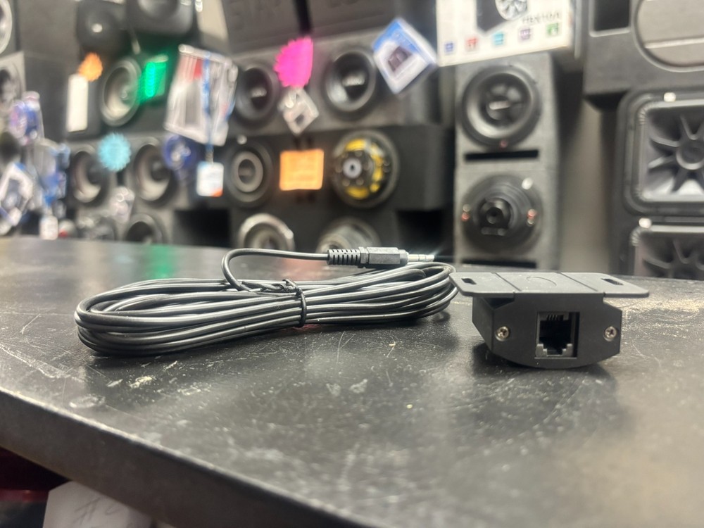 DS18 Bass Knob w Cable