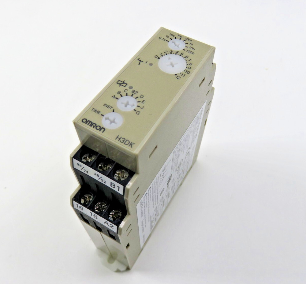 Omron  H3DK-M2 Timer Relay