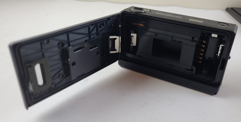 Olympus PM-C35DX 35MM Microscope Camera