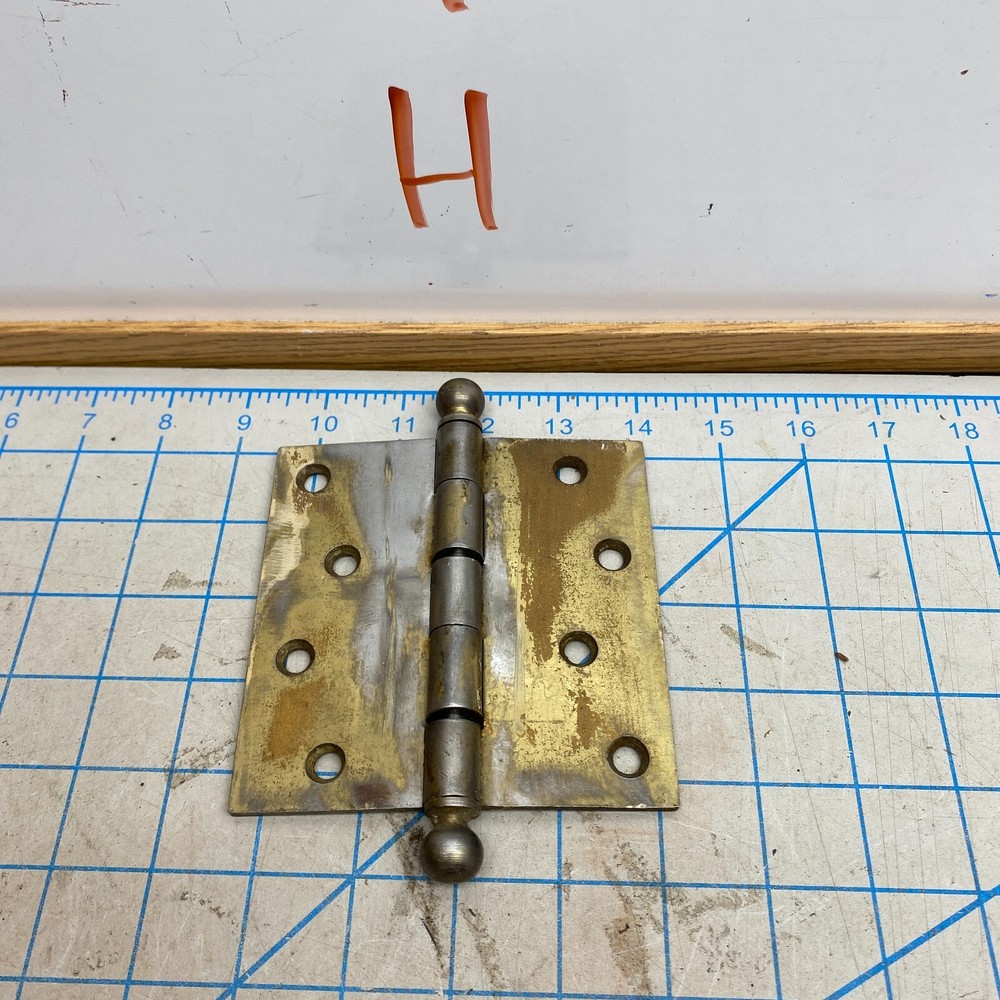 4.5 x 4.5 Door Hinge with Ball Tips