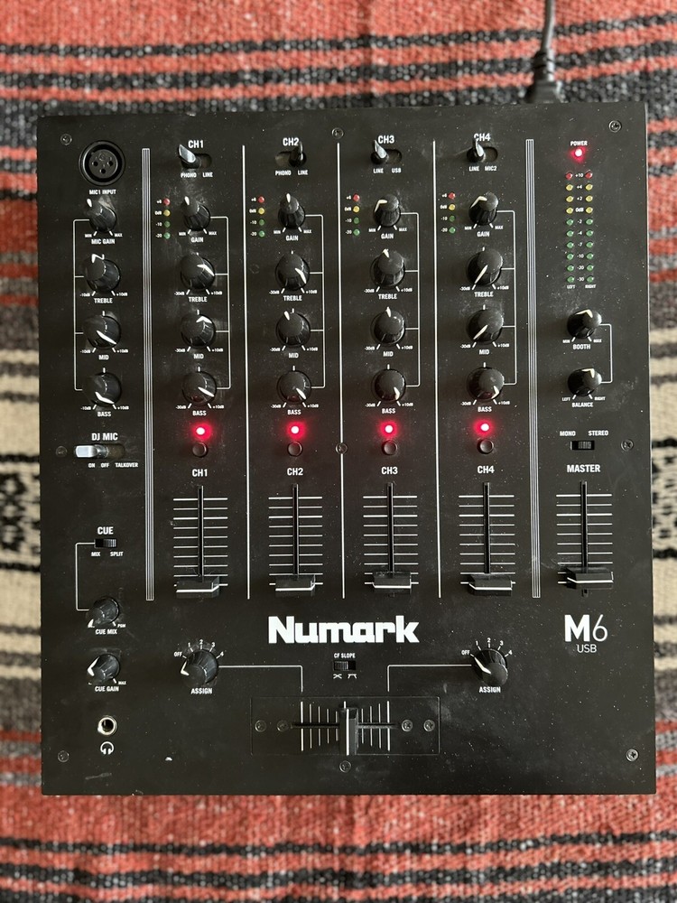Numark M6USB 4-Channel DJ Mixer - Black