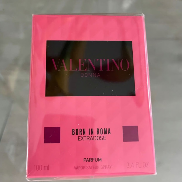 Valentino Donna Born In Roma Extradose Parfum for Women 3.4oz