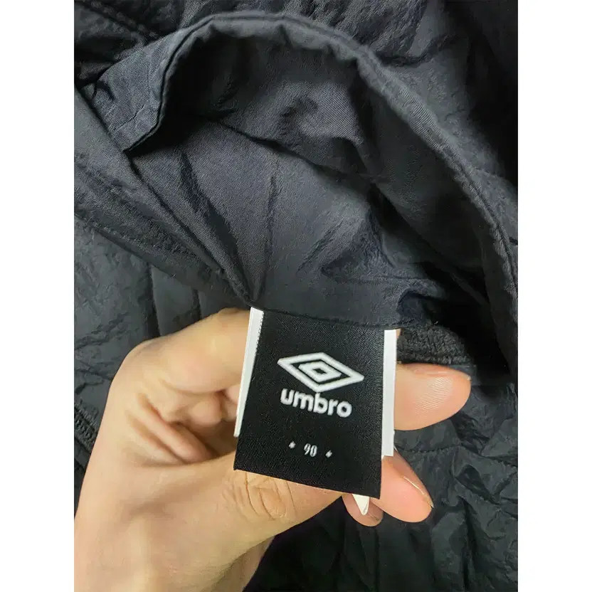 Umbro M 22s Reversible Quilted Jacket C118