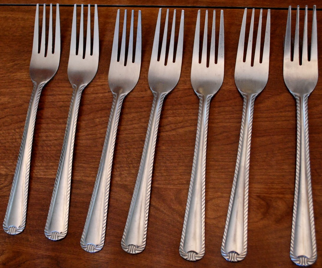 Set 39 Pices SATIN ROPE DESIGN Stainless Steel Flatware FORKS SPOONS KNIVES