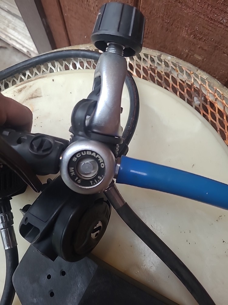 Scubapro Scuba Divers Regulator Plus Scuba Diving Equipme