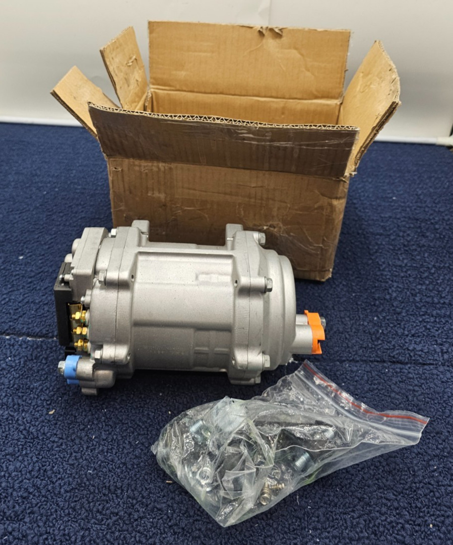 Replacement A/C Compressor 20CC12V600W Universal Electric 2405345289