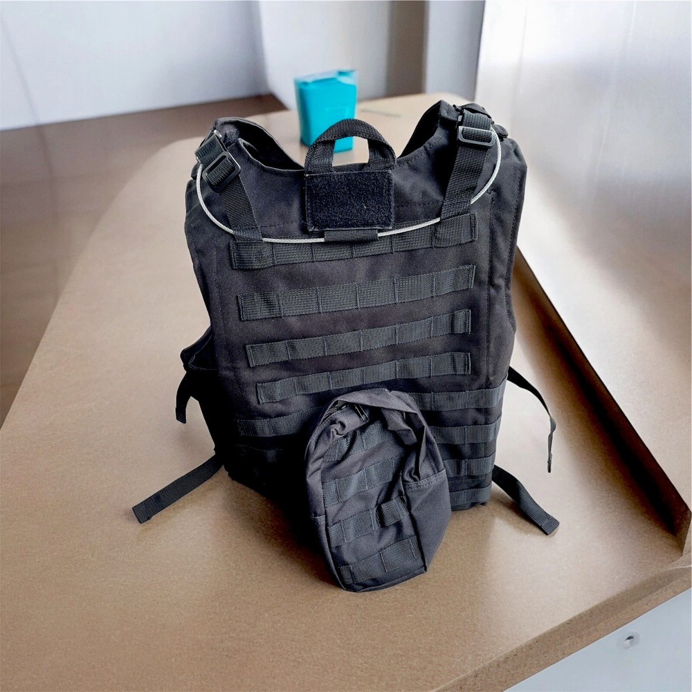 Outdoors Multi Functional Protective Tactical Vest Ajustable
