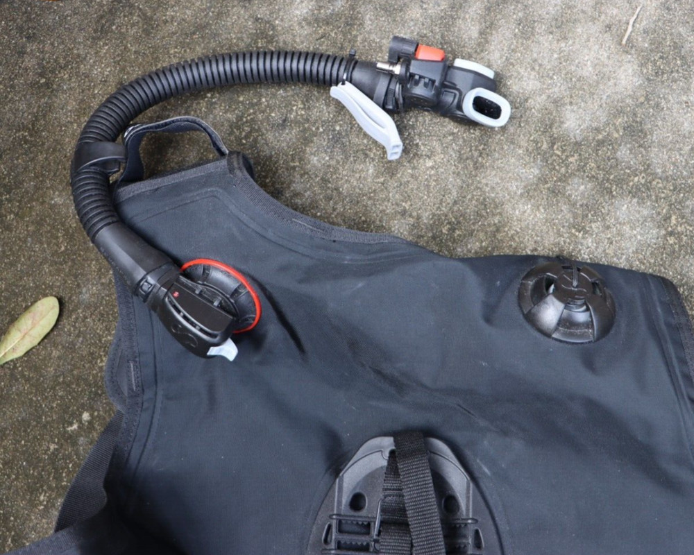 Scubapro Equalizer Buoyancy Compensator Size XL