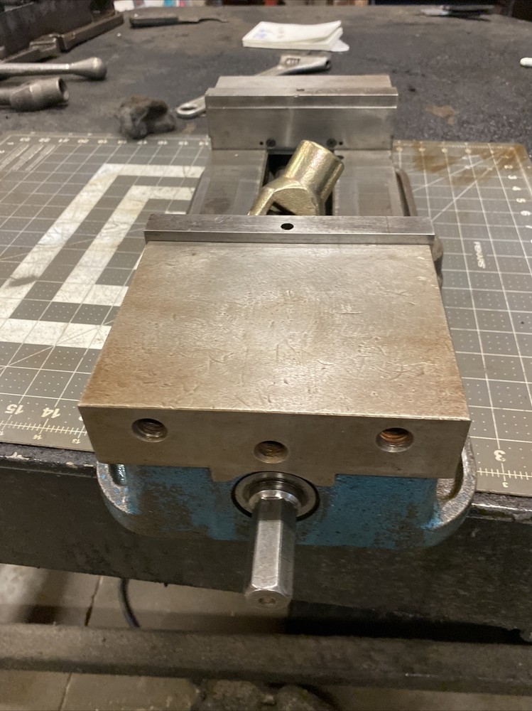 Kurt D675 Precision Machine Vise, 6” jaws, (dd8