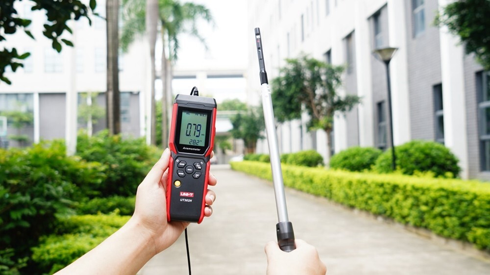 UNI-T UT362H Hot Wire Anemometer Sensor Wind Velocity/Volume/Temperature Tester