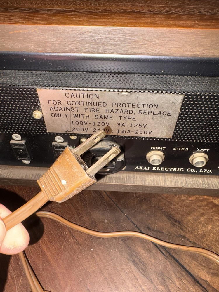 AKAI AA-6600 Stereo Receiver, Tested, Working Order