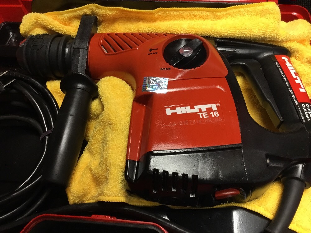 HILTI TE 16 HAMMER DRILL, PREOWNED, FREE TABLET, BITS, EXTRAS, QUICK SHIP