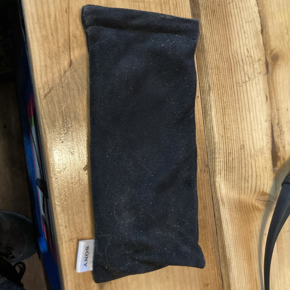 Sony TDG-BR100 3D Active Glasses *ONE Pair* With Soft Case