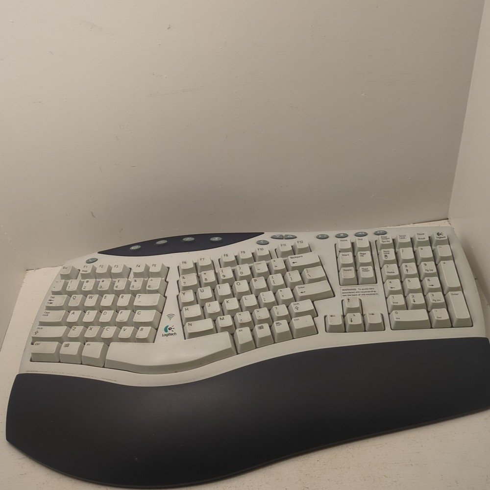 Untested Logitech Cordless Desktop Pro Ergonomic keyboard circa 2000 867038-0100