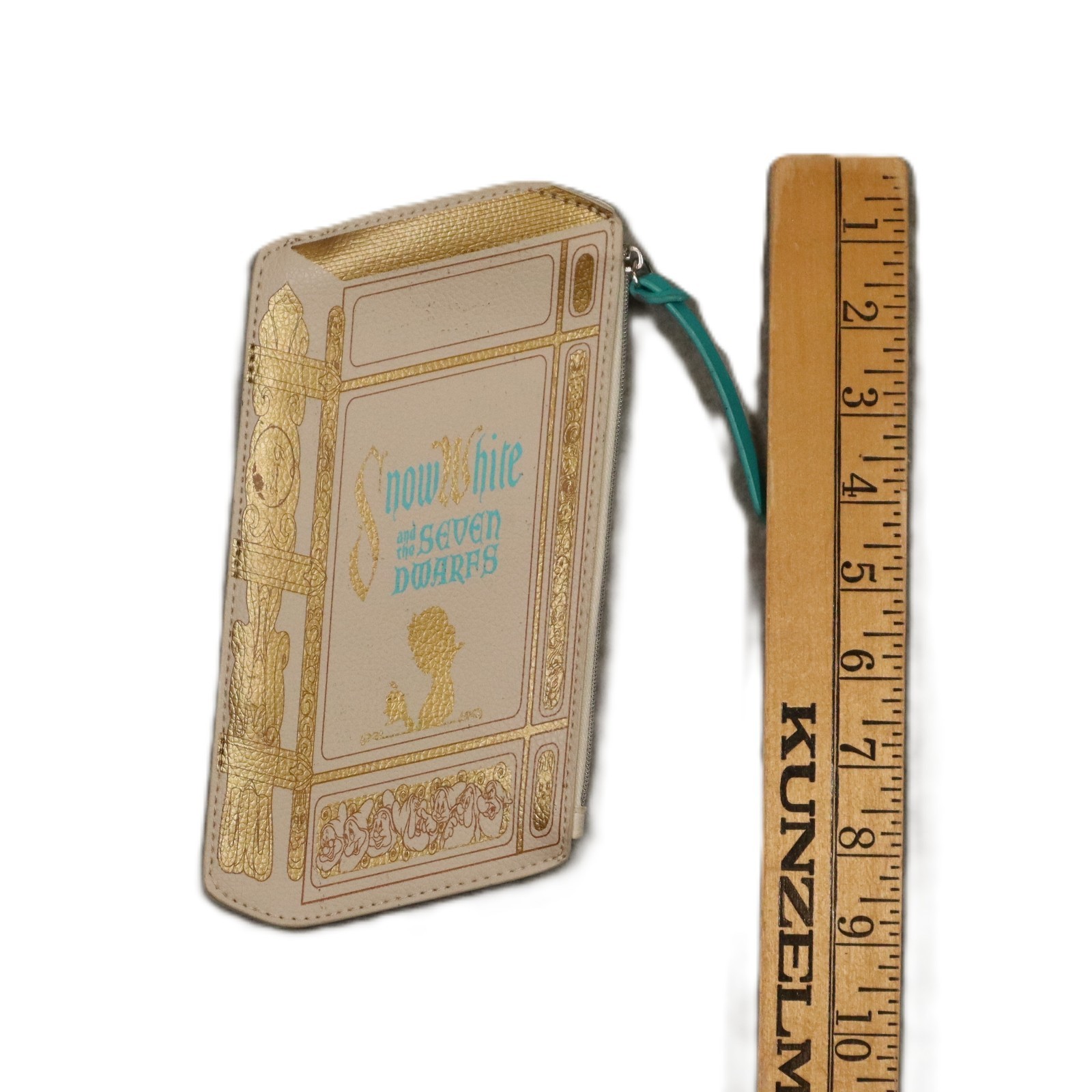 Besame Cosmetics Disney Snow White Book Icon Makeup Bag 1937 Collection Souvenir