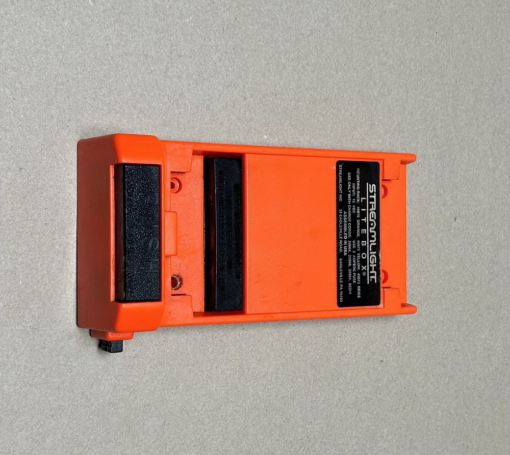 STREAMLIGHT Litebox Flashlight Vehicle Mount Charging Base