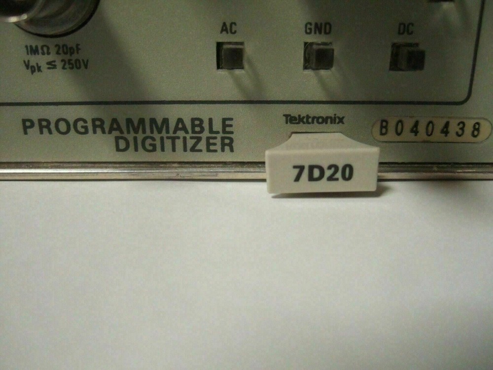 TEKTRONIX 7D20 Programmable Digitizer Plug In BO40438