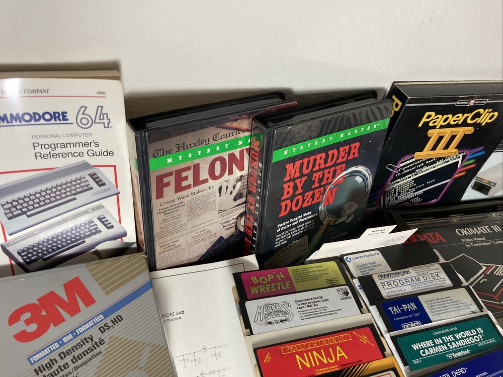 COMMODORE 64 COMPUTER PRINTER GAMES DISK DRIVE MANUALS CORDS SOFTWARE LOT READ