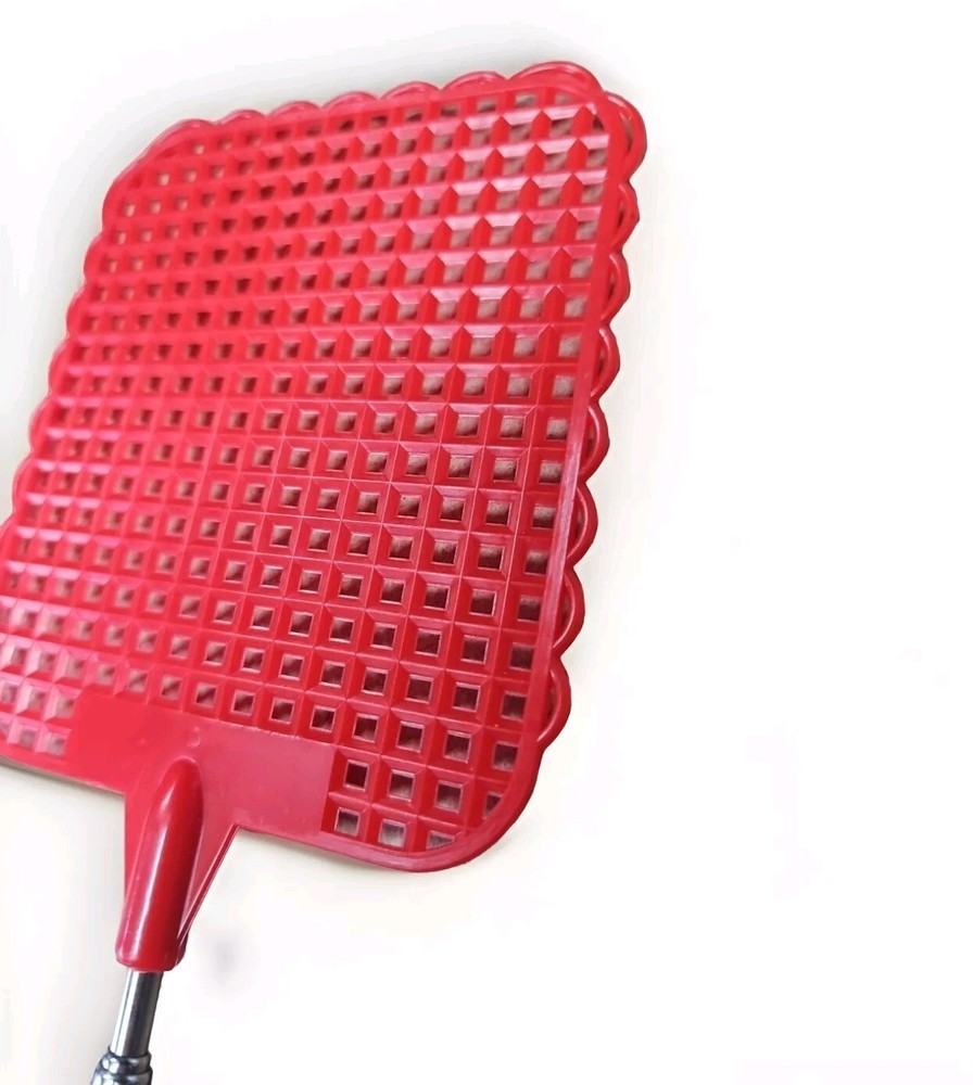 Telescopic Telescoping Fly Swatter Bug Mosquito 28" Extendable Insect Killer