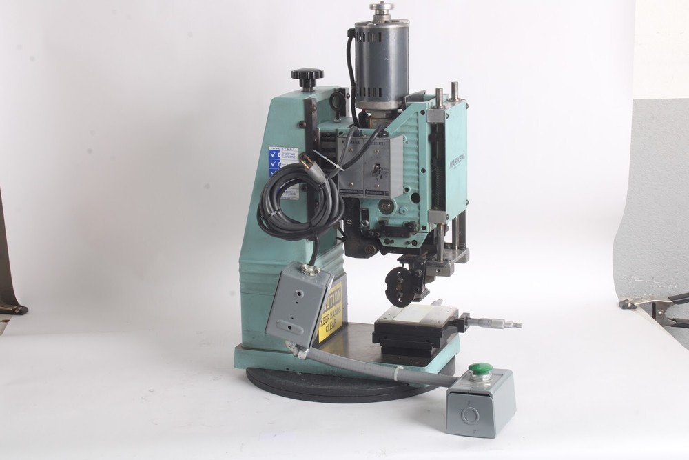 Markem 200AD Vertical Down Flat Surface Marking Machine - Fair Condition