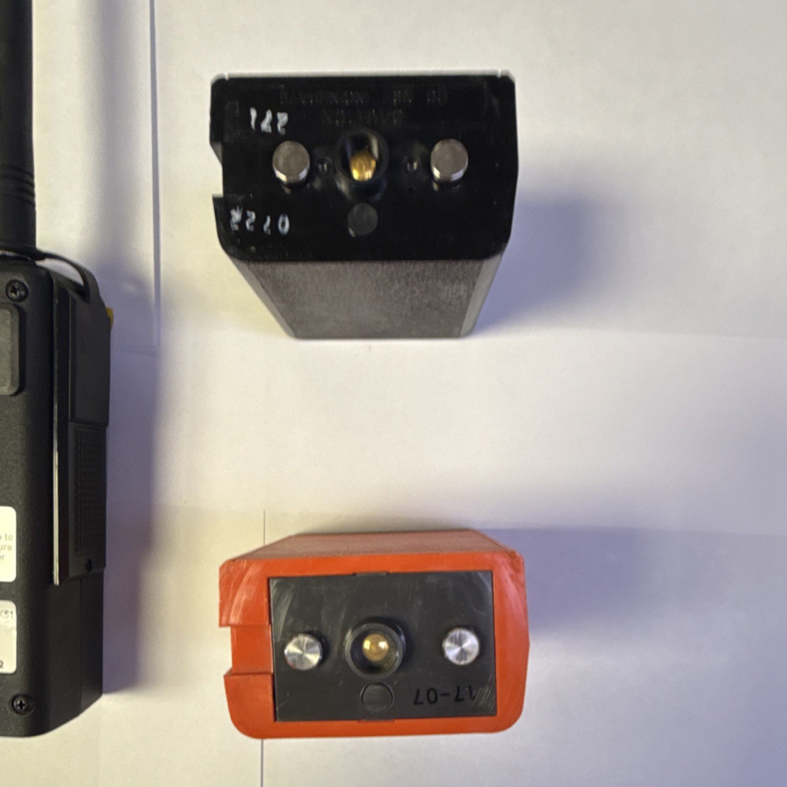 Bendix King BK GPH5102XMCD Radio Black Keypad LCD w/Batteries *Analog Radio