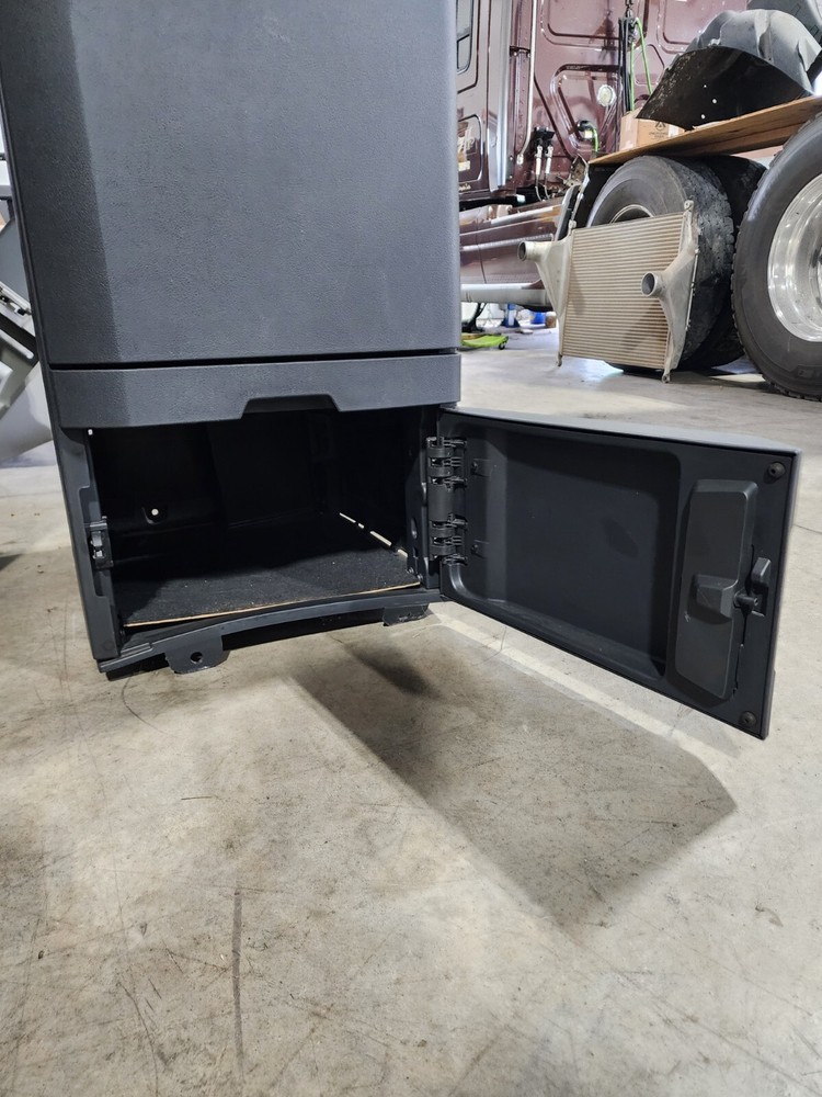 2023 Freightliner Cascadia Sleeper storage Cabinet