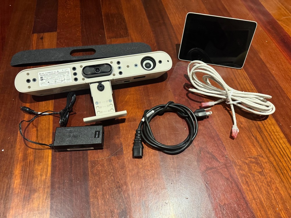 Polycom Poly Studio X30 Video Bar Model P018 & TC8 Touch Control P020