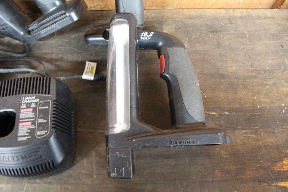 CRAFTSMAN 6PC SET- Drill, Saw, Light, Charger, Etc.