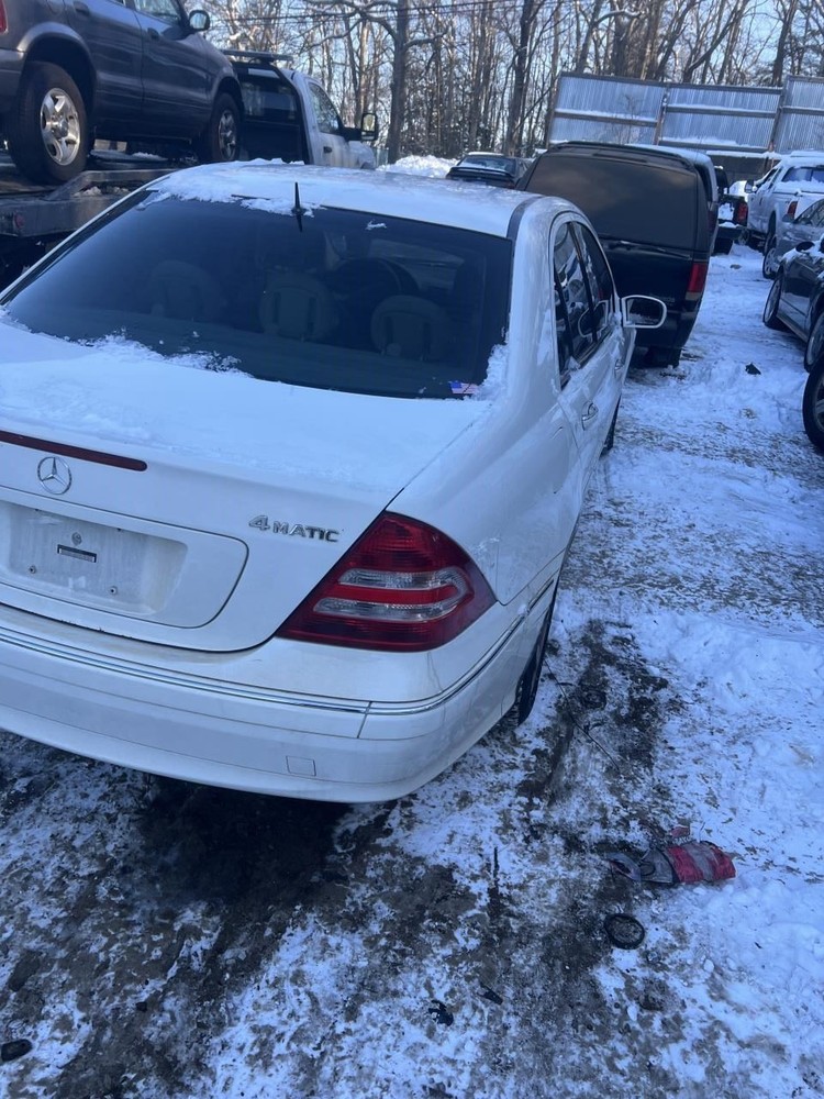 C320 2005 Rear View Mirror OEM