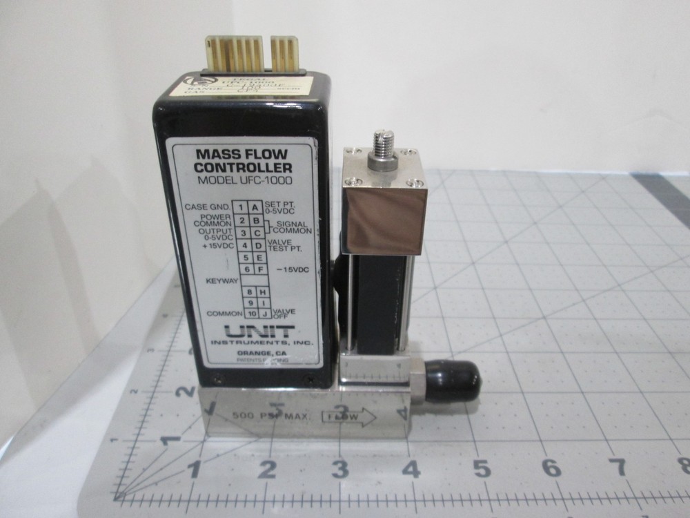 Unit, UFC-1000, Mass Flow Controller, CF4, 100 SCCM, Used