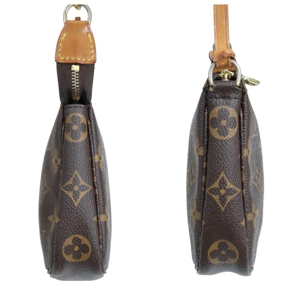 Excellent Condition Louis Vuitton Monogram Accessories Pouch Handbag