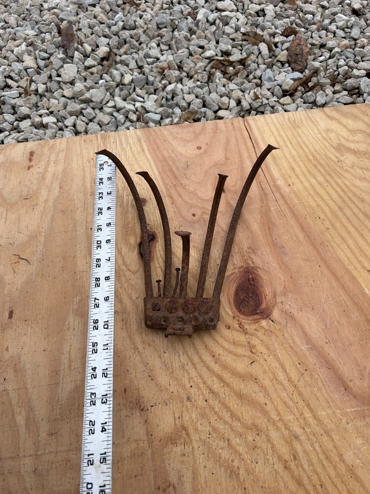 Cultivator Rake Head Rusty Rustic no handle Original Vintage Primitive Metal