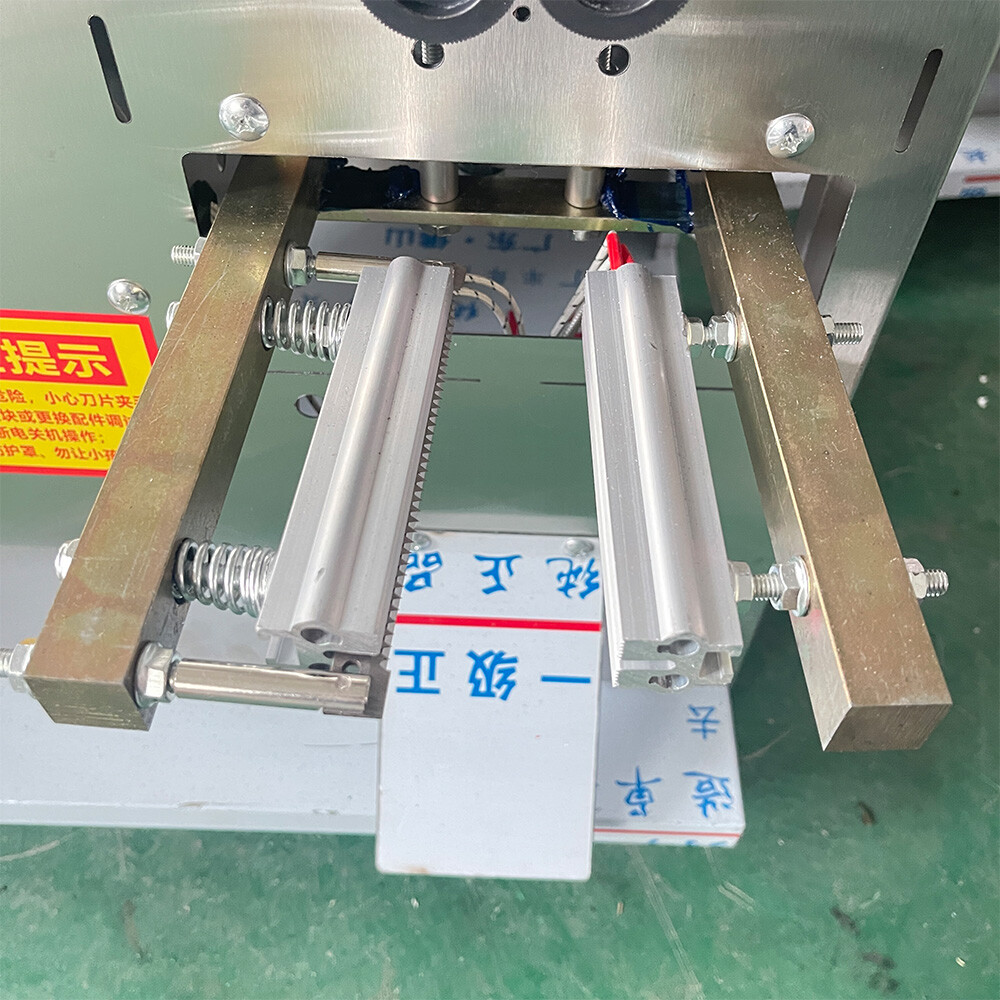 2PCS Vertical Packaging Machine Heating Aluminum Block Three Side Sealing Stripe