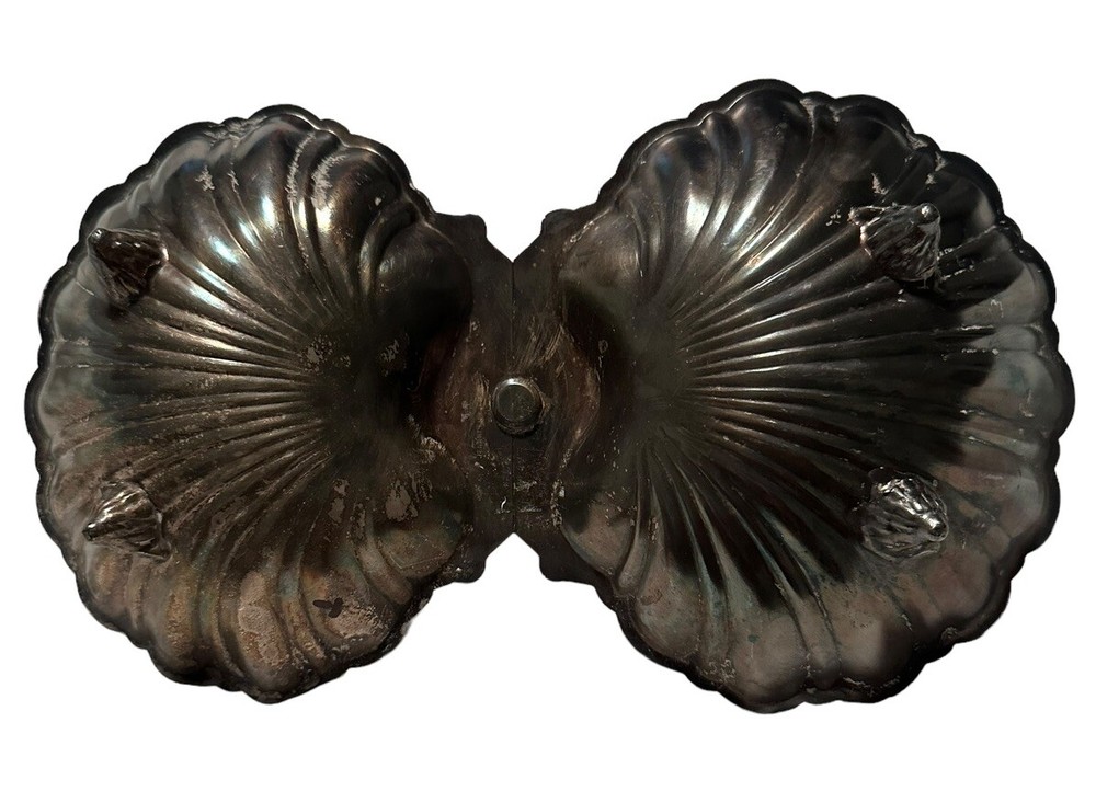 Silver Plated Shell Serving Dish (Two Shells) With Bakelite In Handle 10” X 6”