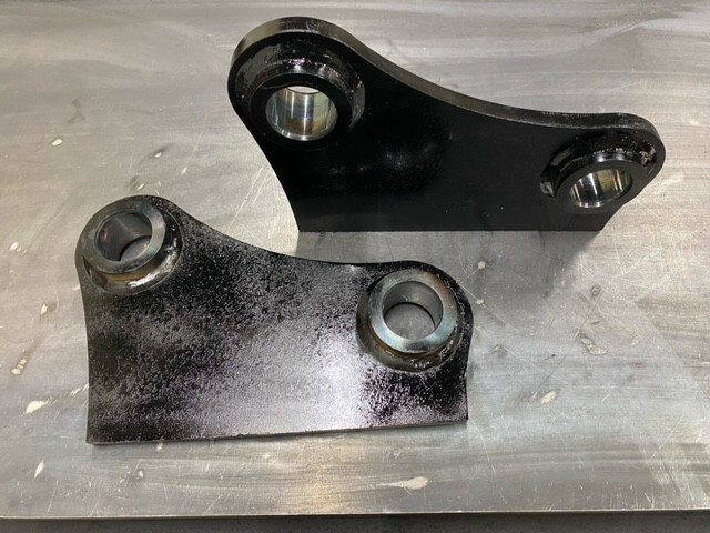 Takeuchi TB260 PIN ON EARS