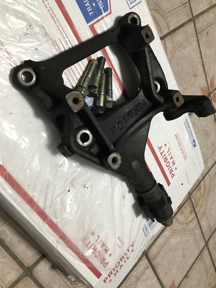 Used 94-01 Acura Integra AC compressor bracket engine mount