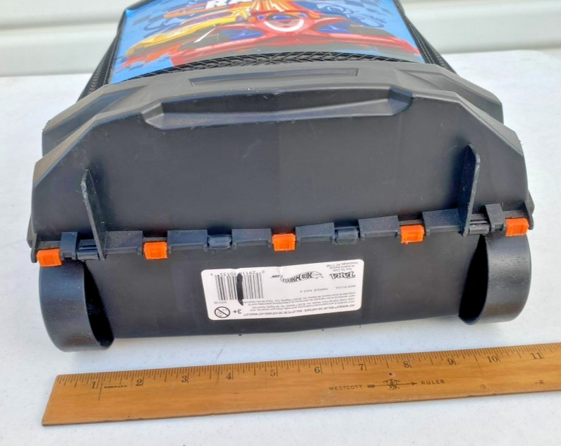 Hot Wheels 100-Car Rolling Storage Case With Retractable Handle Black Wheels