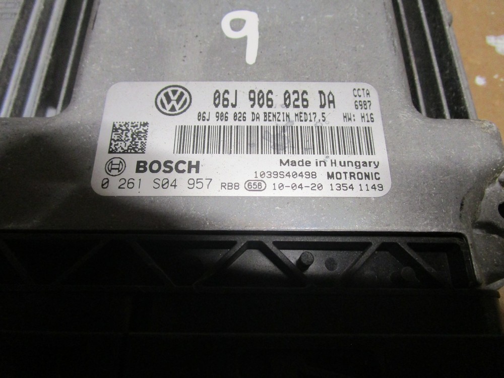 10 2010 Volkswagen CC Engine Control Module Computer ECM ECU Unit 06J906026DA