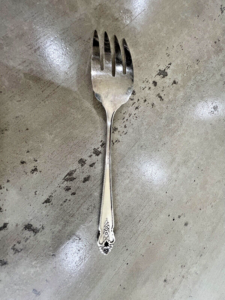 Oneida Prestige Plate Distinction 8.5" Meat Fork