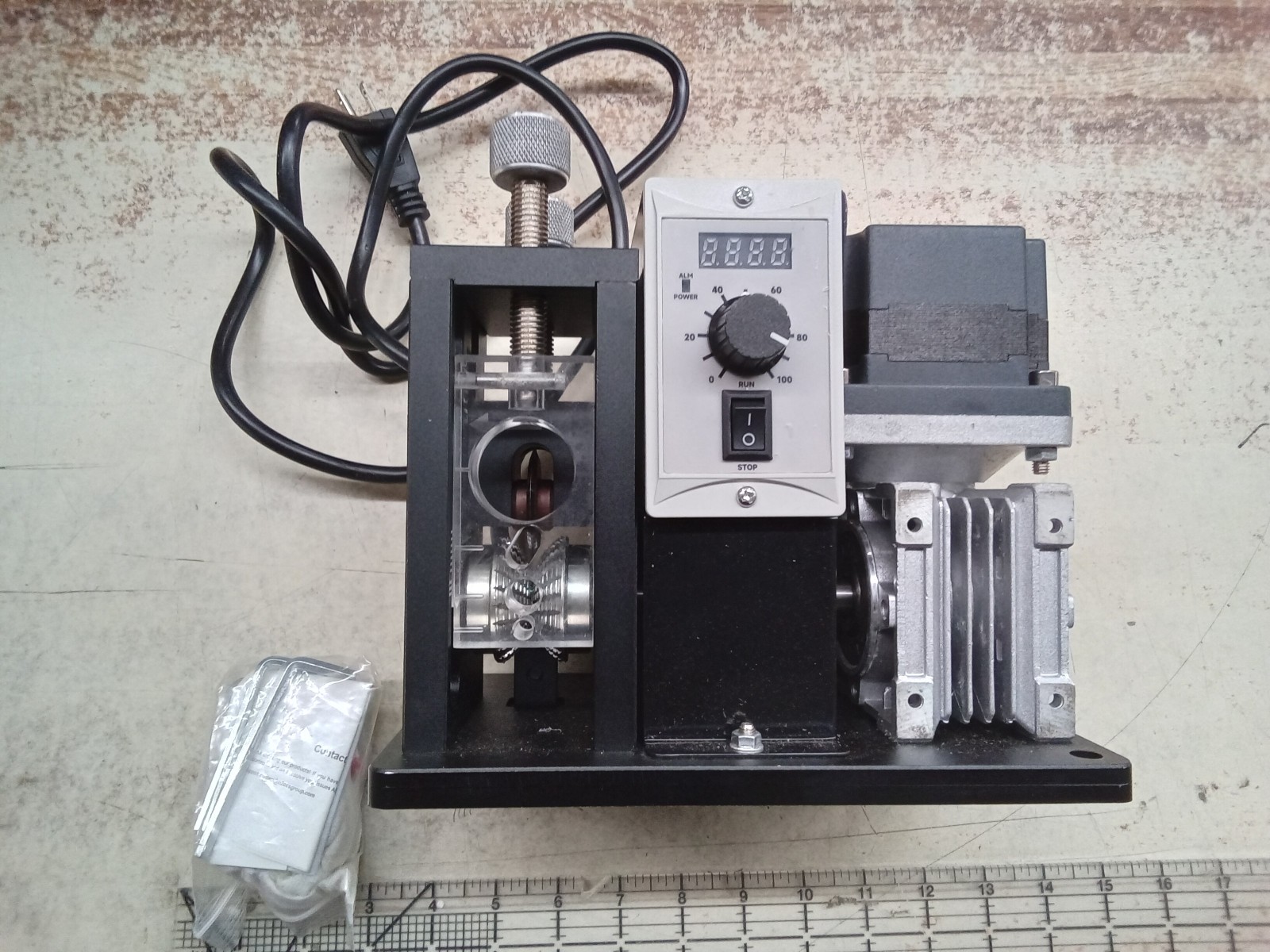 Creworks 200W Automatic Wire Stripper 0.04–1" Wsm-Es30-Us SS030