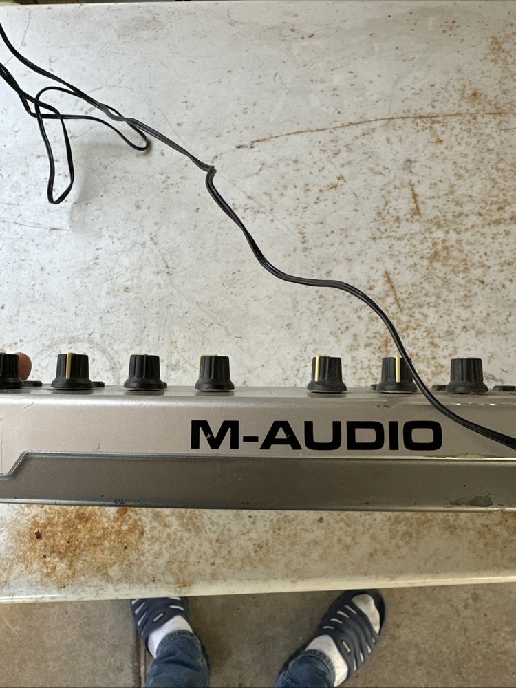 M-Audio Oxygen 8 MIDI Keyboard